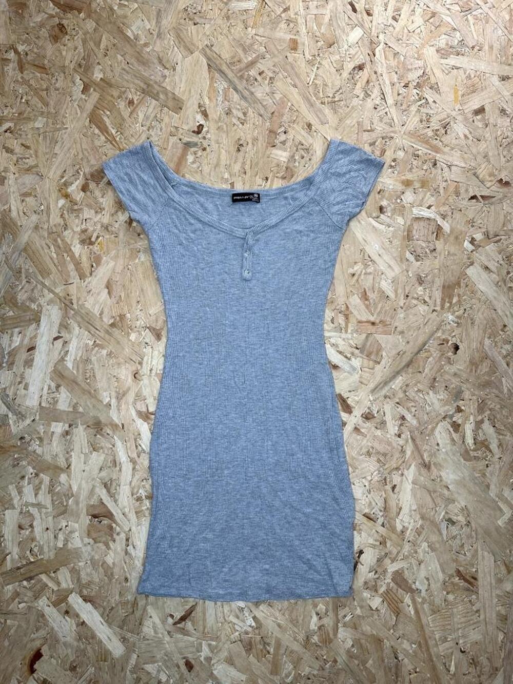 Popular 21 Gray Ribbed Knit Bodycon Dress Womens Medium Off Shoulder Henley Mini
